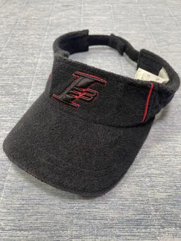 앨런 아이버슨 Reebok 블랙 선바이저 타월 원단 새상품급
