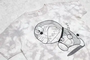 [새상품급] 남성용 M 도라에몽 로킹 스타 타이다이 염색 티셔츠