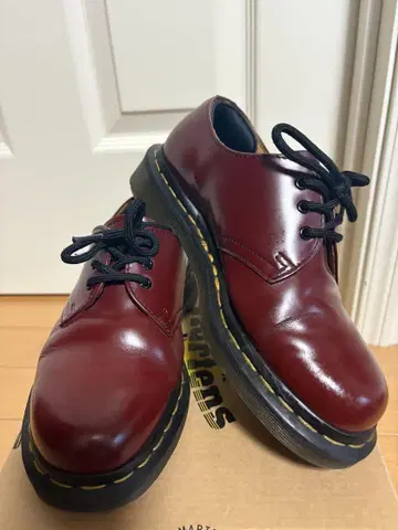 닥터마틴 14613 UK4(23.5cm)