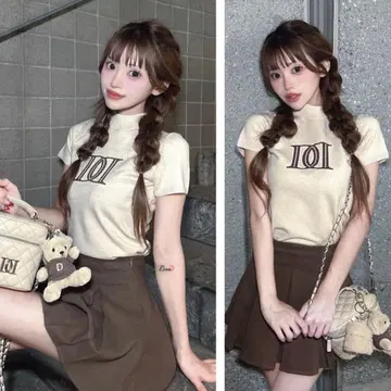 새상품 미개봉 Darich DD 로고 베이직 니트탑 BEG