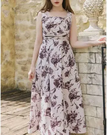 Her lip to Dahlia Belted Dress S 사이즈