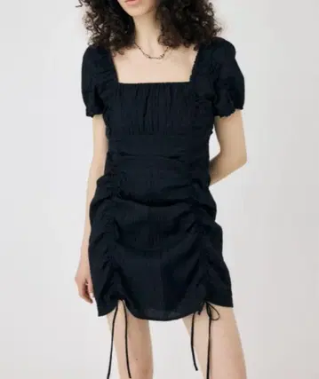 MOUSSY GATHER RIBBON MINI 드레스