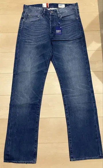 새상품 G-Star RAW 스트레이트 데님 미디엄 인디고 W31 L32