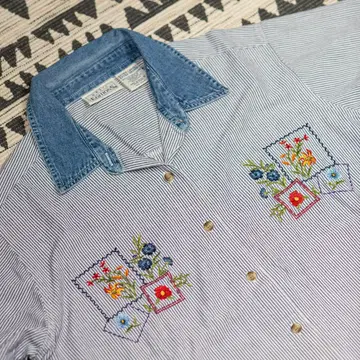 90s 빈티지 꽃무늬 자수 스트라이프 셔츠