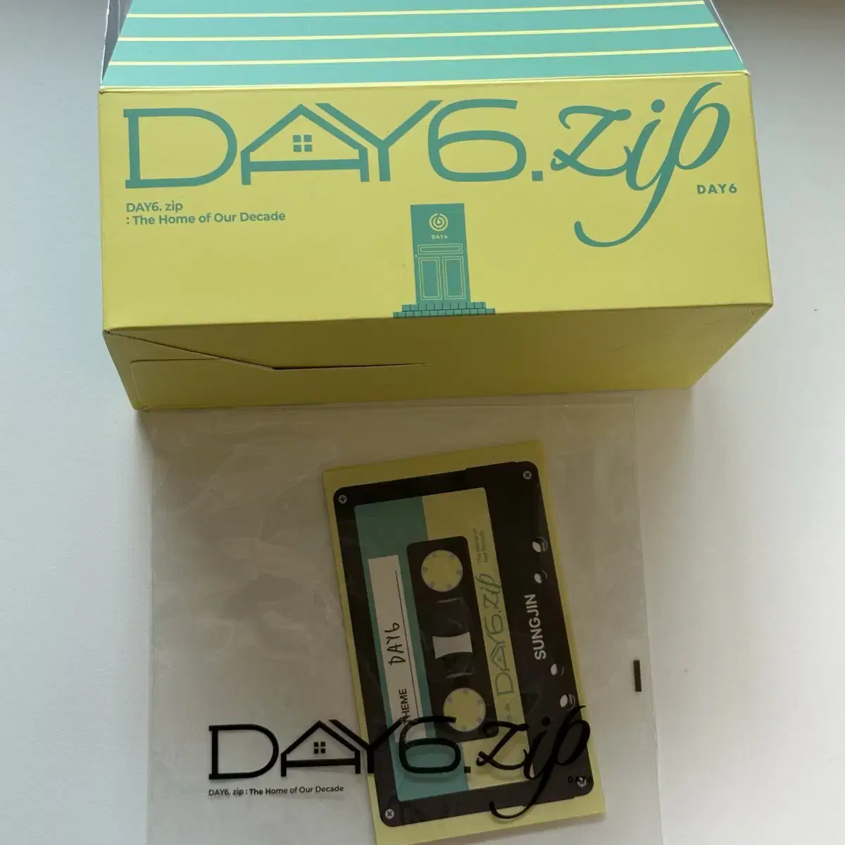 Day6 ポップアップ day6.zip アロマ キャンドル & ステッカー Day6 ポップアップ day6.zip アロマ キャンドル & ステッカー