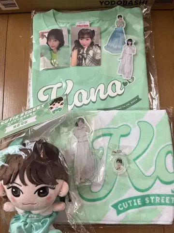 CUTIE STREET 이타쿠라 카나 굿즈 세트 1.2장