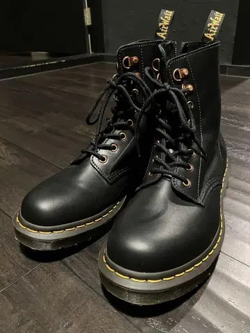 Dr.Martens 1460 PASCAL HARDWARE UK8
