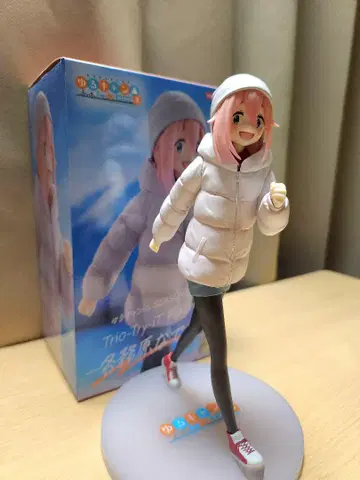 나데시코 피규어 다운 자켓