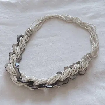 새상품급 비즈 목걸이