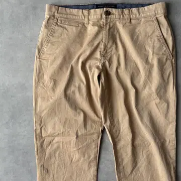 14143 TOMMY HILFIGER 슬림핏 치노 팬츠