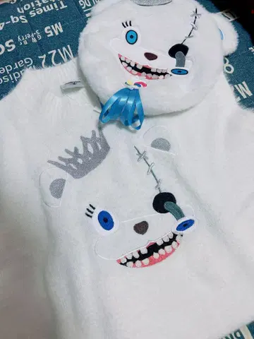 하미곰 서울 베레모 & 니트 베스트
