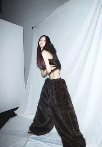 theredthread 더레드스레드S 플립 퍼 팬츠