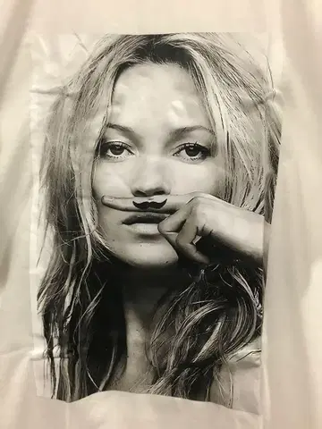 KATE MOSS 케이트모스 티셔츠