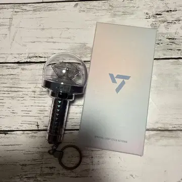 seventeen 응원봉 키링