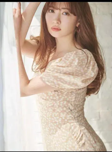 Herlipto 체리 원피스 베이지