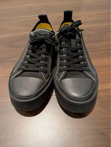 [ 가격 인하 ] 오니츠카타이거 한정판 스니커즈 A75LO