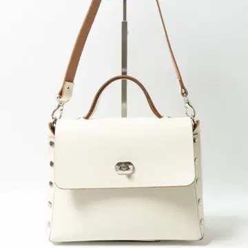 핸더 스킴 assemble hand bag flap M 화이트