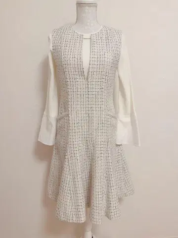 새상품급 JUSGLITTY 트위드 원피스 상의 세트