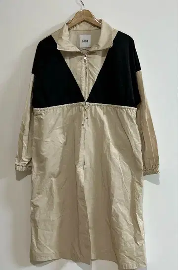 제이다 GYDA 바람막이 롱 코트 얇은 소재 허리 조임