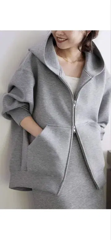 SLOBE IENA 볼륨 집업 후디