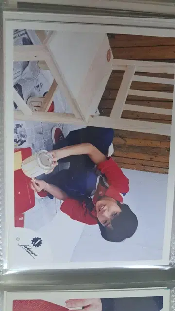 니노미야 카즈나리 공식 사진 3장