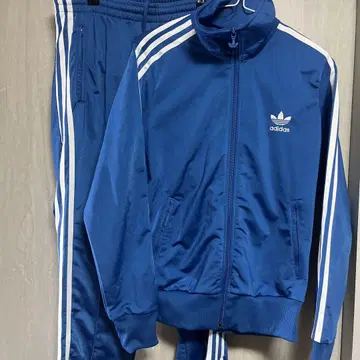 adidas originals 파랑 상하의 세트 저리 클래식 스타일