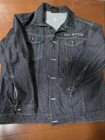 ROCA WEAR 블랙 데님 자켓