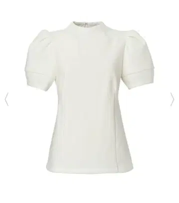 보더즈 BOUCLE SHORT SLEEVE 부클레 화이트