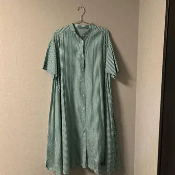 [ FREAKS STORE ] 그린과 화이트 스트라이프 반팔 셔츠 원피스