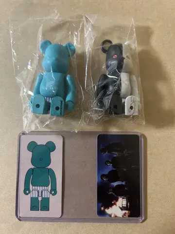 베어브릭 2체 세트
