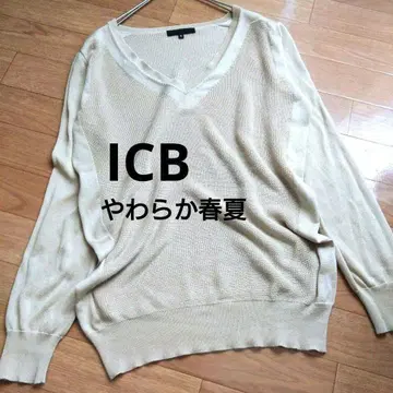 부드러운 새상품급 ICB 베이지 V넥 니트 S 사이즈