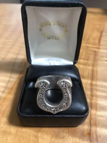 텐더 로인 호스슈 링 13