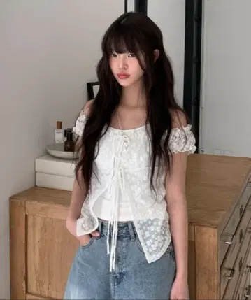 anyonemore 레이어드 홀터 꽃무늬 레이스 T셔츠