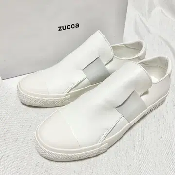 [ 미사용 ] ZUCCa 주카 벨트 스니커즈 슬립온 화이트 M