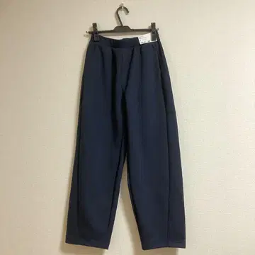 유니클로 UNIQLOM 사이즈 네이비 드라이 맨투맨 커브 팬츠