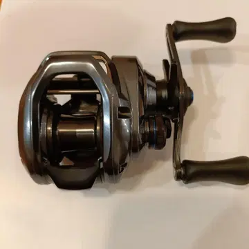 24SLX 70HG