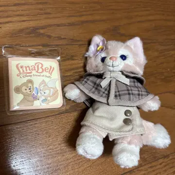 리나 벨 인형 배지