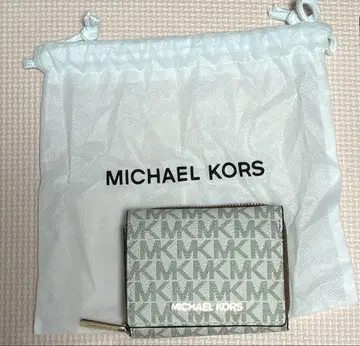 [ 새상품급 ] MICHAEL KORS 3단 폴더형 지갑