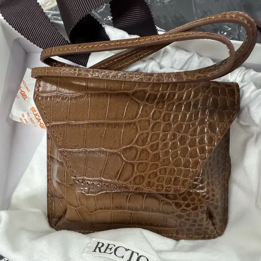 RECTO | 렉토 [New Product] 25SS Recto Crocodile Effect Mini