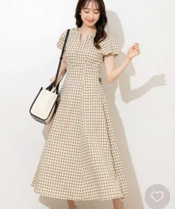 새상품급 Noela 노엘라 벌룬 소매 원피스 베이지