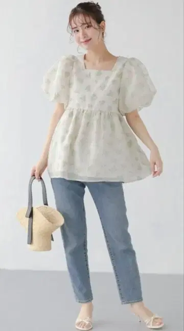 택 포함 Fit more 자수 자카드 백리본 페플럼 상의