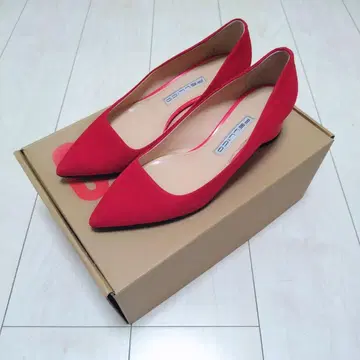 새상품급 pelico 펌프스 레드 37(약 24cm)