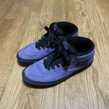 VANS HALF CAB