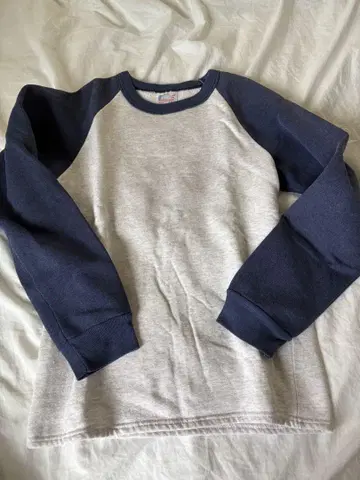 usa 제 ATHLETIC WEAR merrygarden 래글런 맨투맨