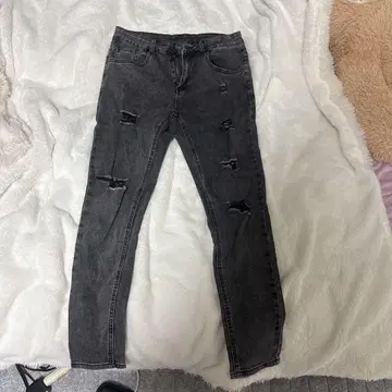데미지 가공 스키니 데님 다크 그레이