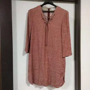 TRU TRUSSARDI STILE 테라코타 색상 오부 소매 셔츠 원피스