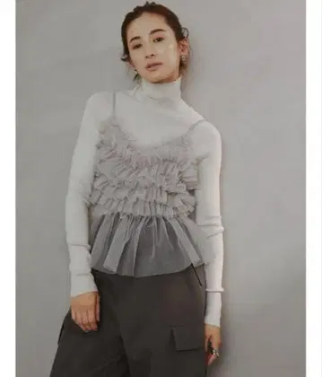emmi atelier 튤 상의