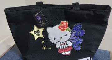 키티 콜라보 토트백
