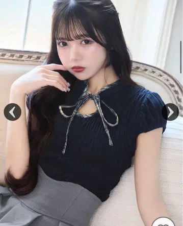 미셸 마카롱 셔링 리본 상의