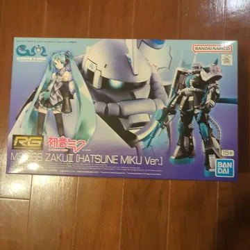 RG MS-06S ZAKU II [HATSUNE MIKU Ver.]